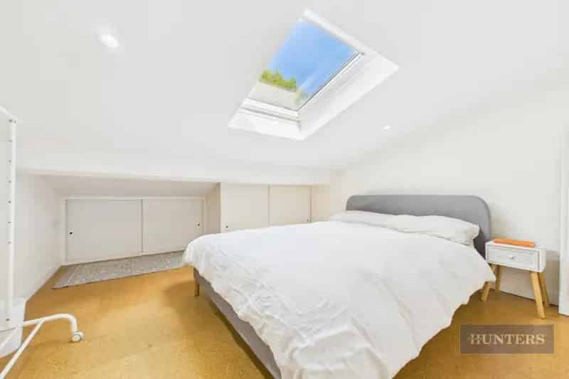 4 Bed House For Sale with Self Contained Annexe