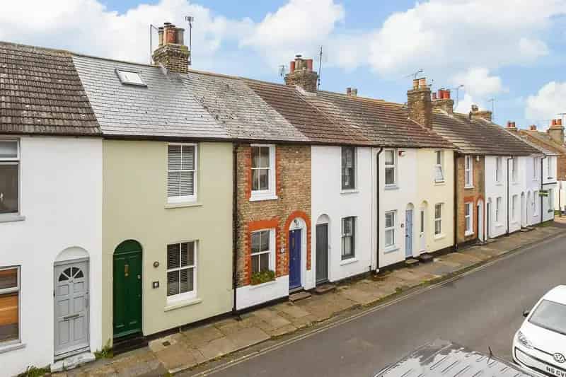 3 Bedroom Terraced House for Sale in Whitstable