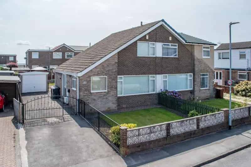 3 Bedroom Dormer Bungalow for Sale