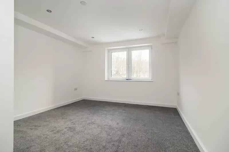 2 Bedroom Flat to Rent Halifax HX2