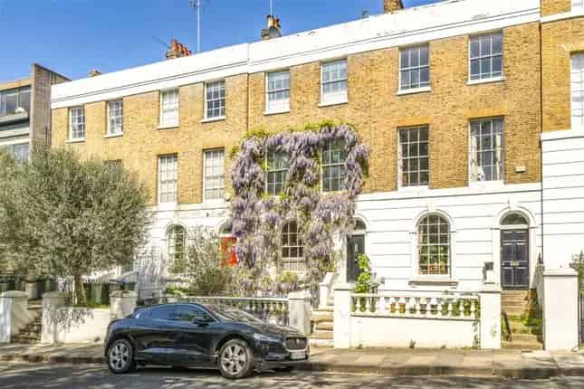 Four Bedroom Grade II Listed Georgian House West Greenwich