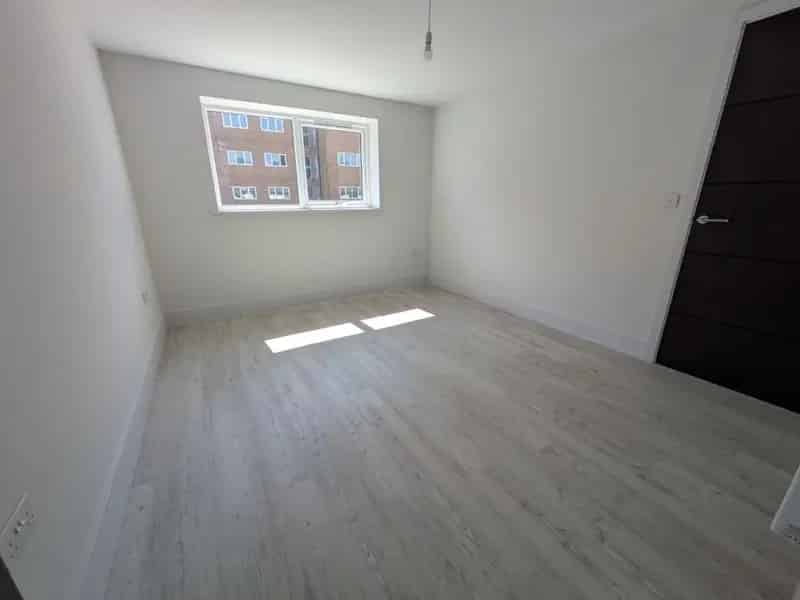 2 Bedroom Flat to Rent Hythe Kent CT21