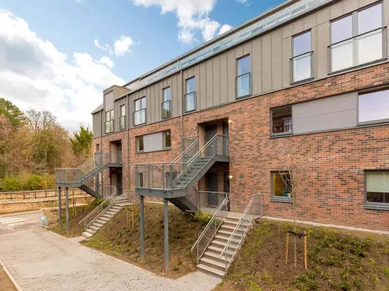 4 Bedroom Flat to Rent