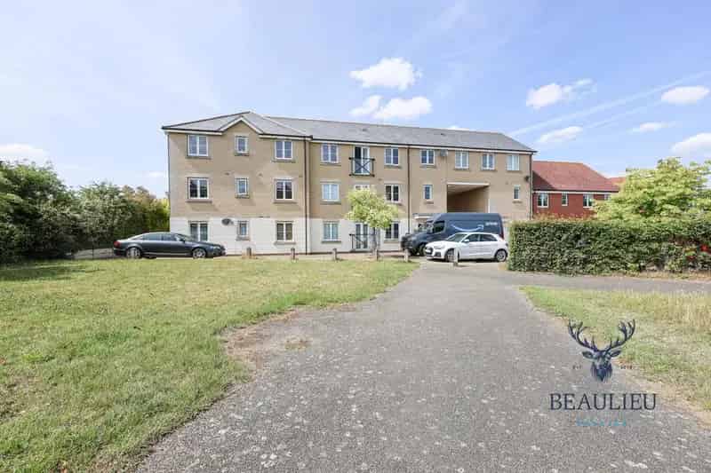 2 Bedroom Apartment for Sale Moulsham Vale