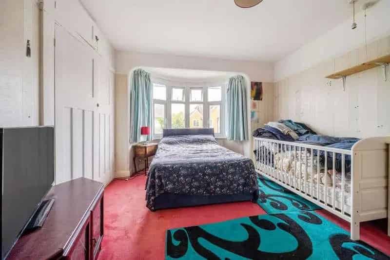 3 Bed House for Sale Near Newbury Station