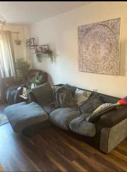 Flat For Rent in Newark and Sherwood, England