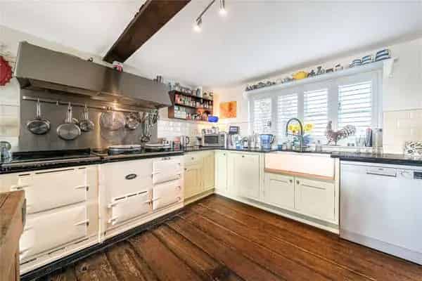 17th Century Detached Property with Self Contained Homes and Gardens
