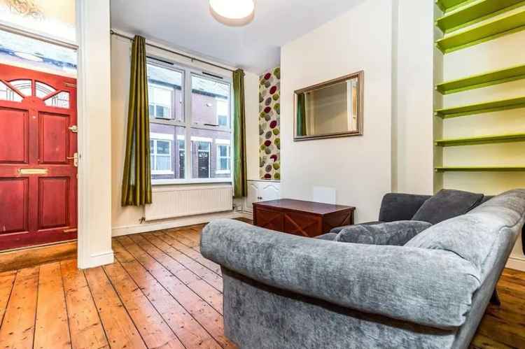 2 Bedroom Mid Terrace House to Rent Salford M3
