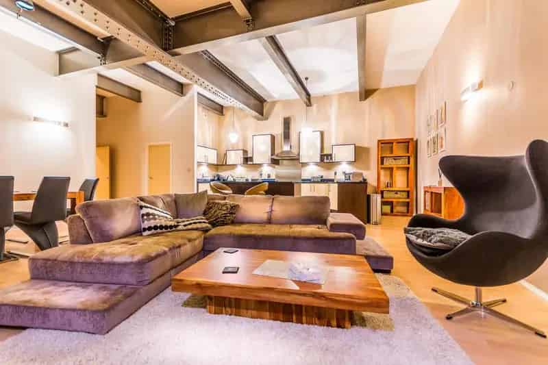 2 Bedroom Flat to Rent