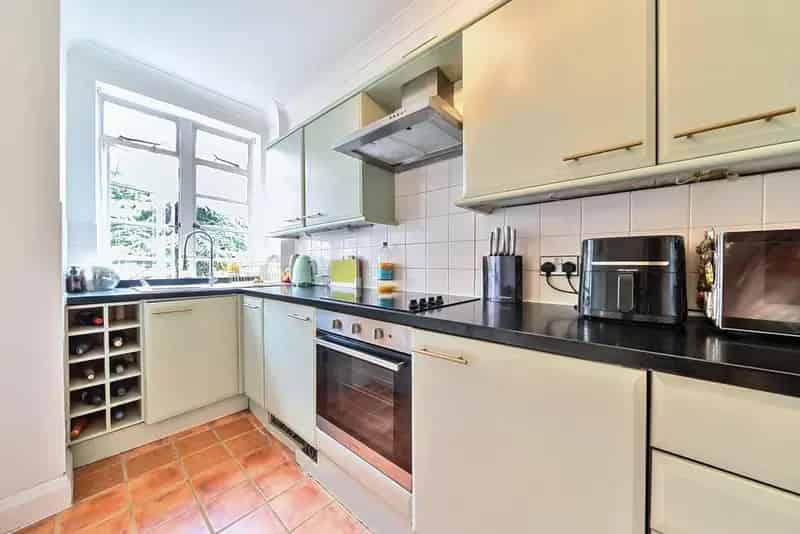 Flat For Sale , London, England