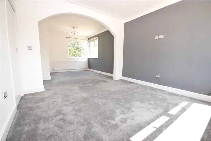 3 Bedroom Semi-Detached House for Rent