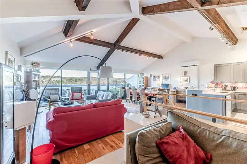 Luxury 2-Bed Duplex Apartment Apperley Bridge