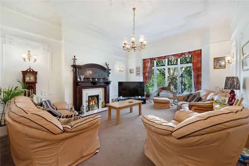 9 Bedroom Detached House for Sale in Roundhay Leeds