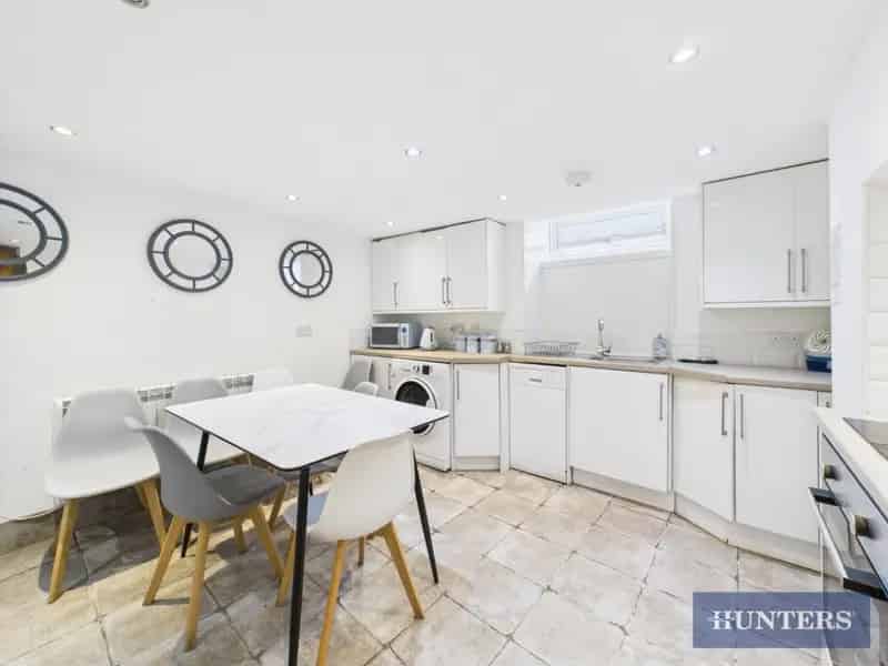 4 Bedroom House To Let in Filey