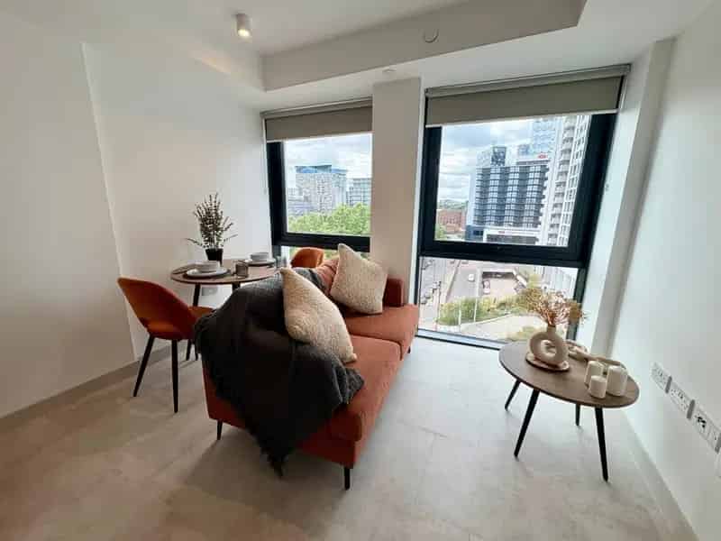 Furnished Studio Apartment Birmingham City Centre Available Now