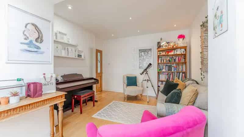 3 Bedroom Terraced House for Sale in Scotland