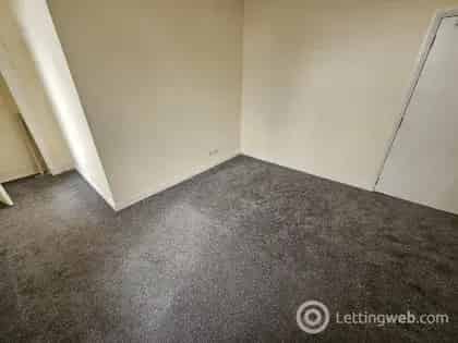 2 Bedroom Flat Aberdeen City Centre 65m²