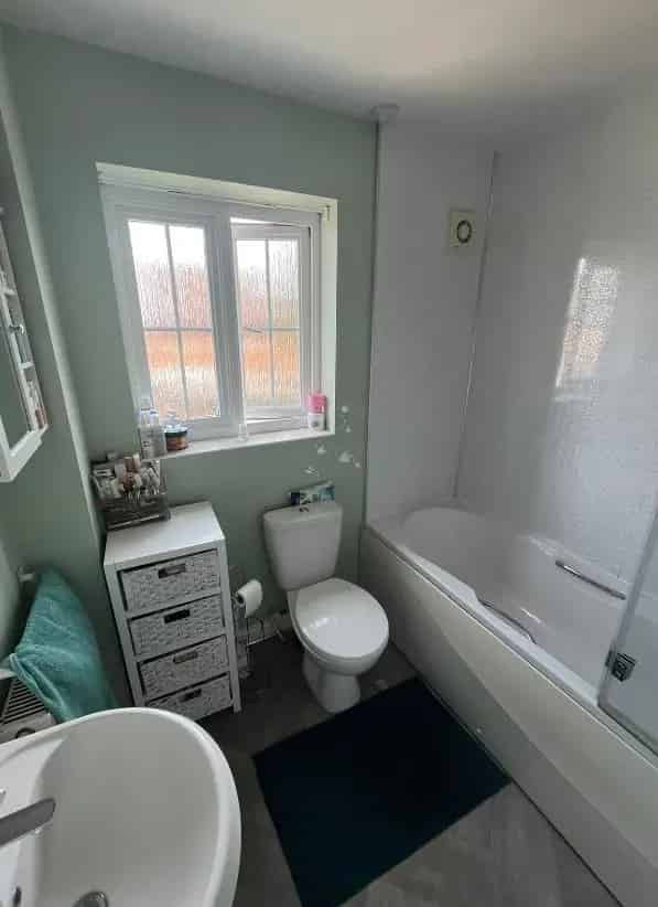 2 Bed Mid Terrace House for Sale - Allocated Parking & Enclosed Garden