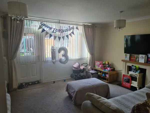 House For Rent in Metropolitan Borough of Solihull, England