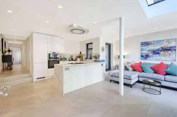 Victorian Flat Highbury London 2 Double Bedrooms 2 Bathrooms Private Garden