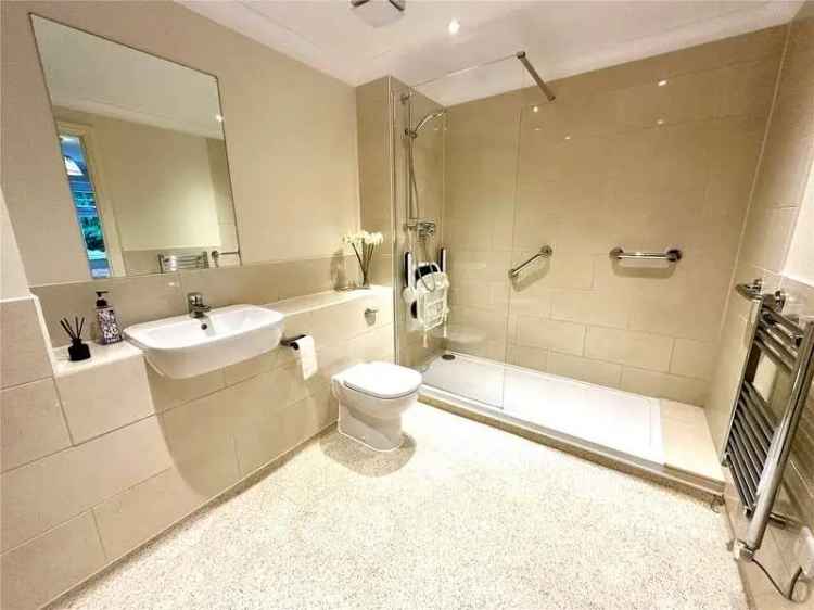 1 Bed Flat for Sale in Exclusive Retirement Residence