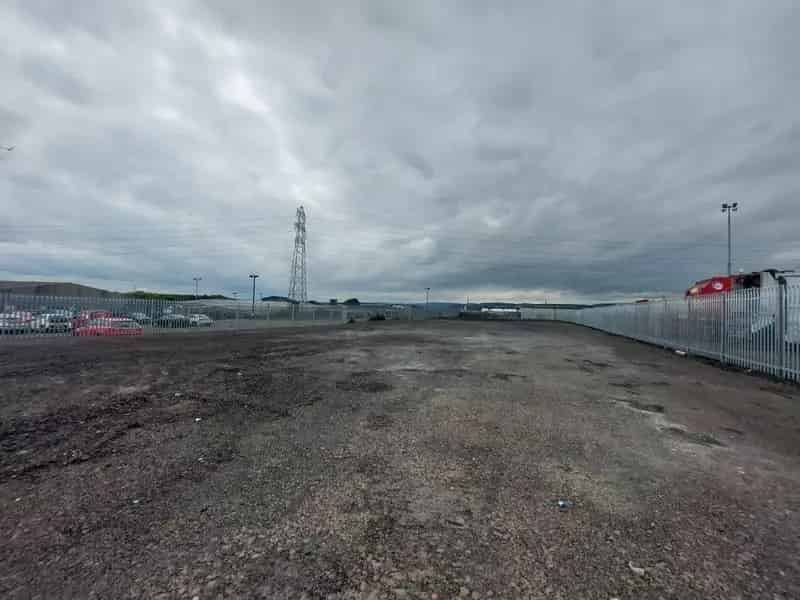 Three Secure Industrial Yards Smeaton Road