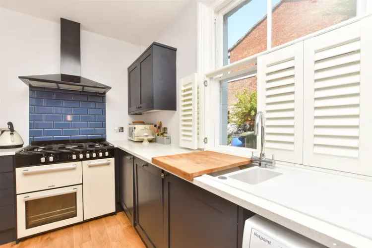 3 Bedroom Edwardian House for Sale in Caterham