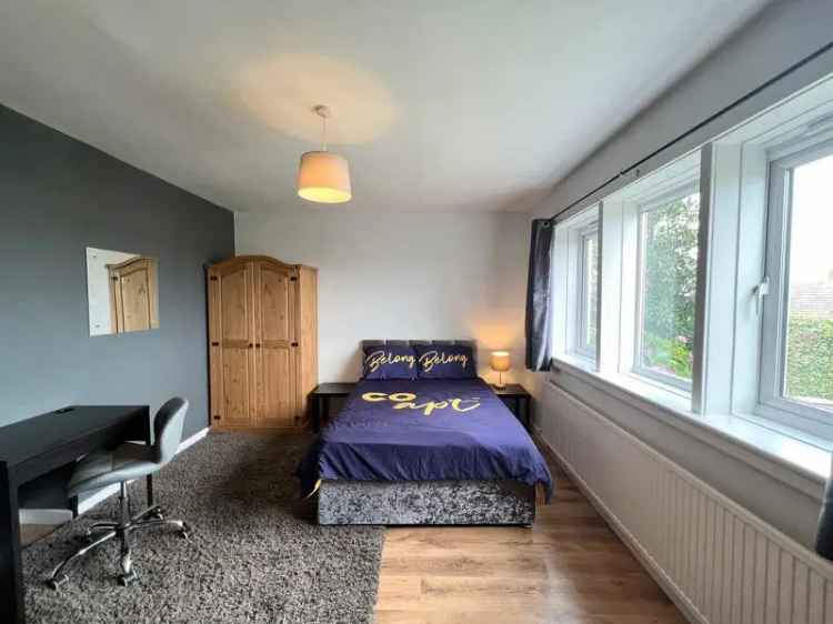 5 Bedroom Semi Detached House for Students