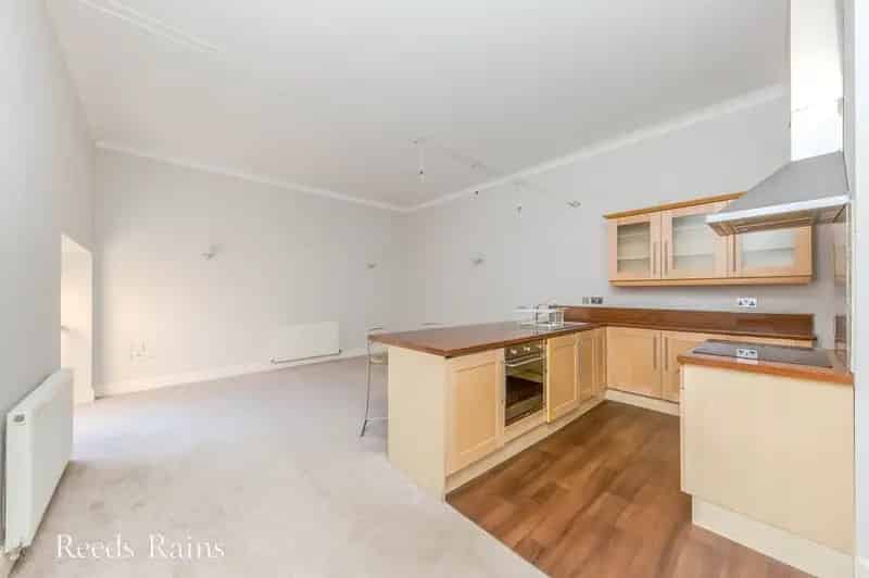 1 bedroom  Flat to rent, Macclesfield, Cheshire, SK11