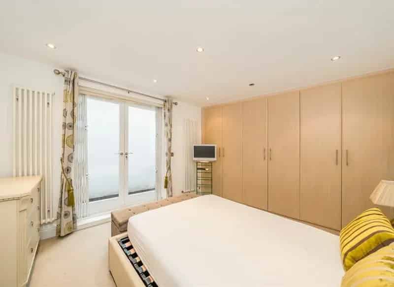 Two Double Bedroom House Near Westbourne Park Station