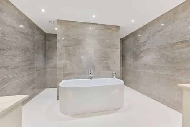 4 Bedroom Family Home Near River Thames Fulham SW6