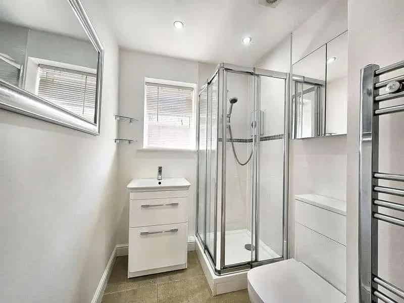2 Bed Detached House for Sale