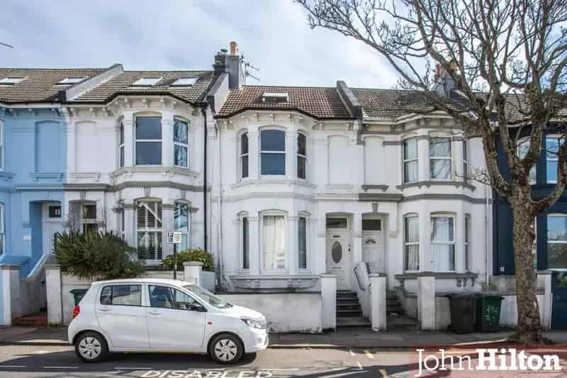 1 Bedroom Ground Floor Flat for Sale near Preston Circus