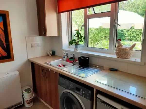 2 Bedroom Semi Detached Bungalow with Garden