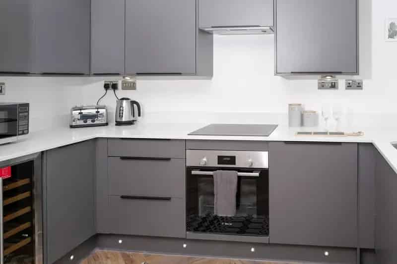 2 Bedroom Luxury Apartment for Rent