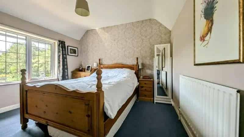 4 Bed House for Sale with Self Contained Annexe