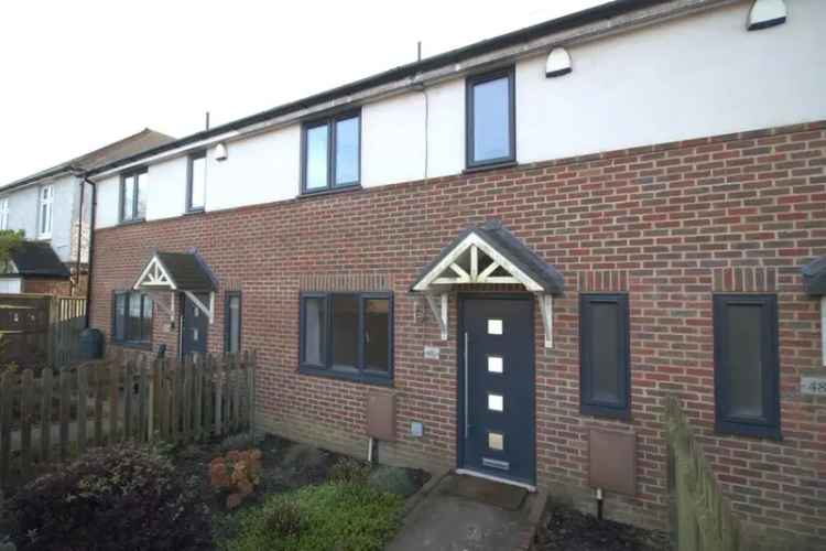 4 bedroom terraced house to rent