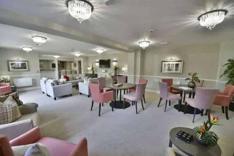 1 Bed Retirement Apartment Ground Floor Residents Parking