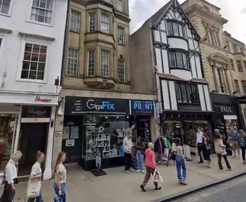 Oxford Commercial Property to Rent 136 High Street