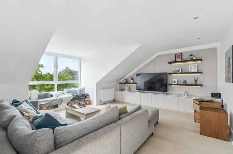 2 Bedroom Apartment for Sale Byres Road Glasgow