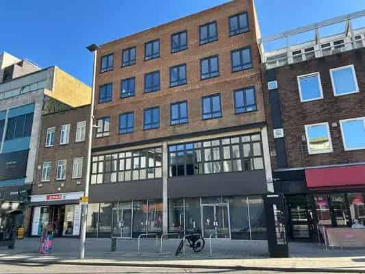 Commercial Units to Let 126 & 124 sq ft Southampton