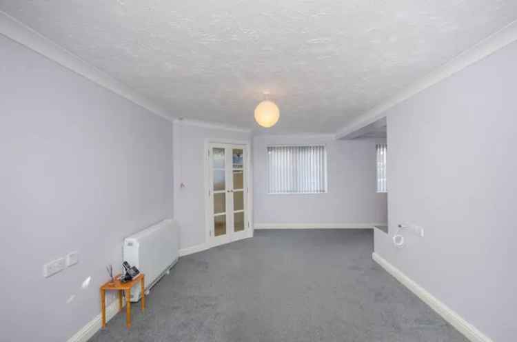 1 Bedroom Retirement Flat for Sale 560 sq ft