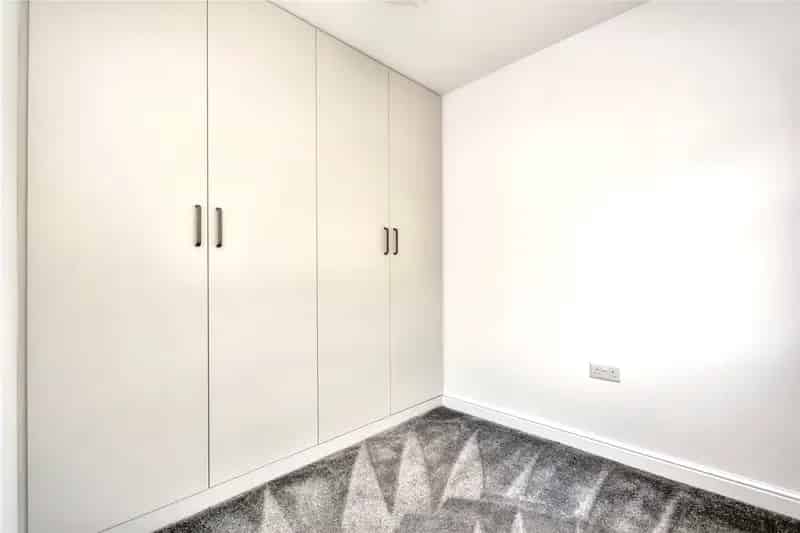 Modern 2-Bed Townhouse in Garforth - Ideal for First-Time Buyers