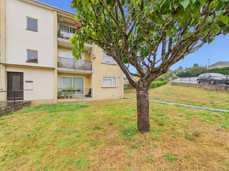 2 Bedroom Apartment for Sale in Bath