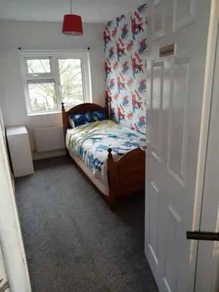 3 Bed Coach House Sycamore Ave Popular Area Outstanding Schools