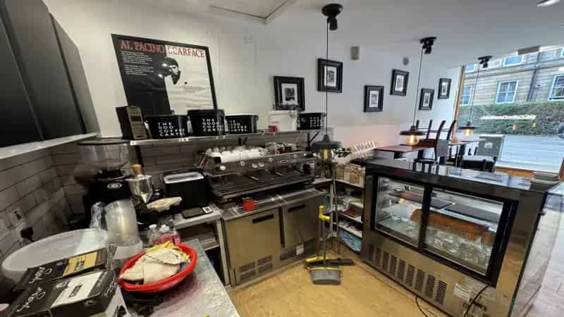 Glasgow West End Retail Unit - 271 sq ft - Rates Free