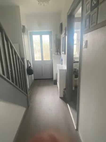 2 Bedroom Semi Detached House Private Cul De Sac Freshly Painted