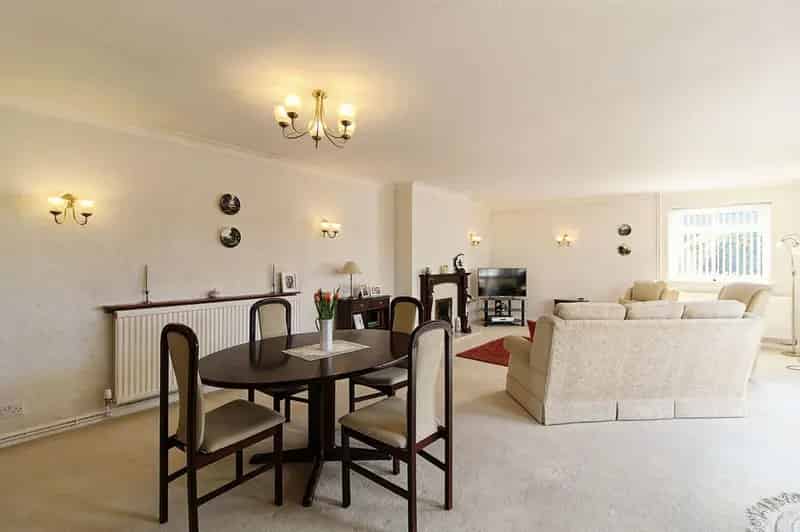 3 Bedroom Semi Detached Bungalow House to Rent