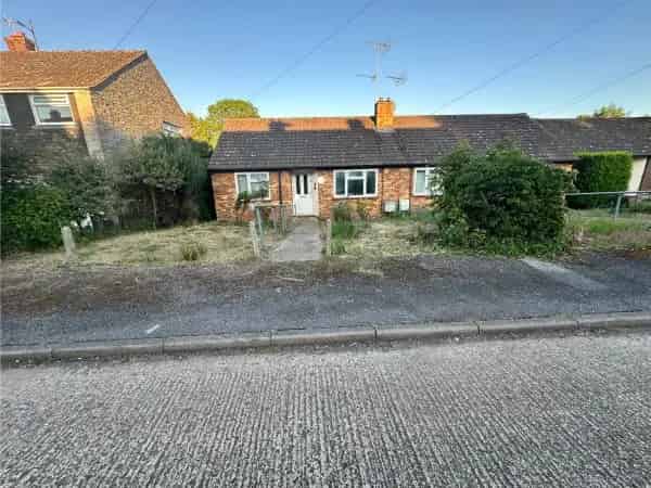 2-Bedroom Bungalow for 55+ in Quiet Cul-de-sac