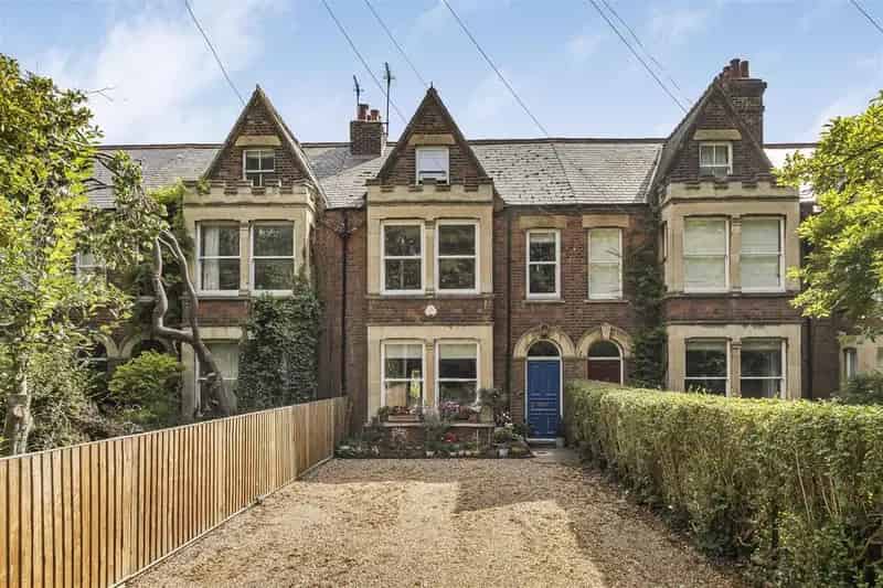 4 Bedroom Townhouse For Sale